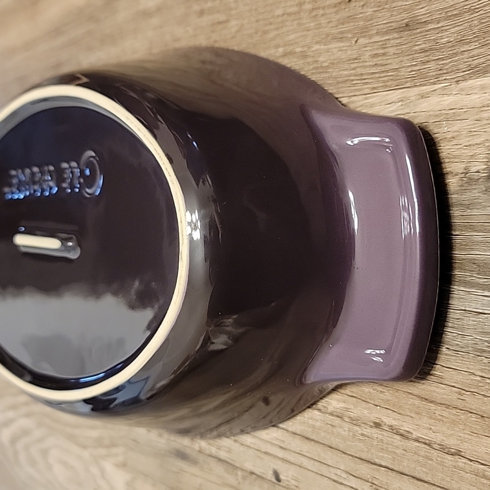Le Creuset Cassis Oval Dish - Picture 6 of 9